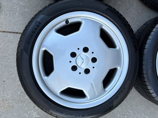 17″ AMG Aero II Monoblock Wheels with Pirelli Tires
