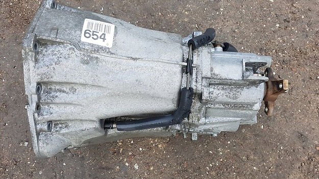 Manual 6-Speed Transmission (Mercedes 716.6XX)