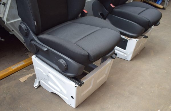 Mercedes W907 Sprinter seats