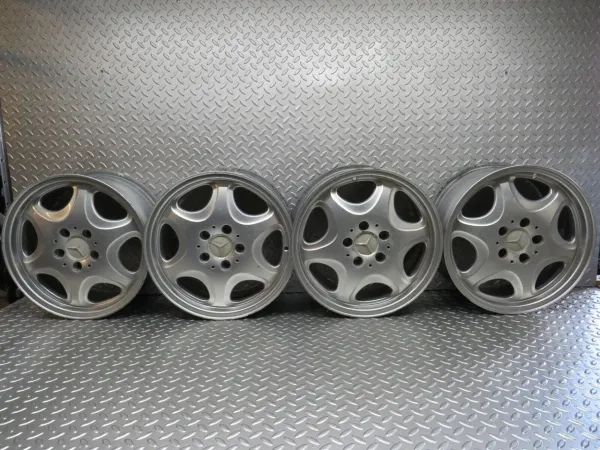 W140 S320 Alloy Wheel Set