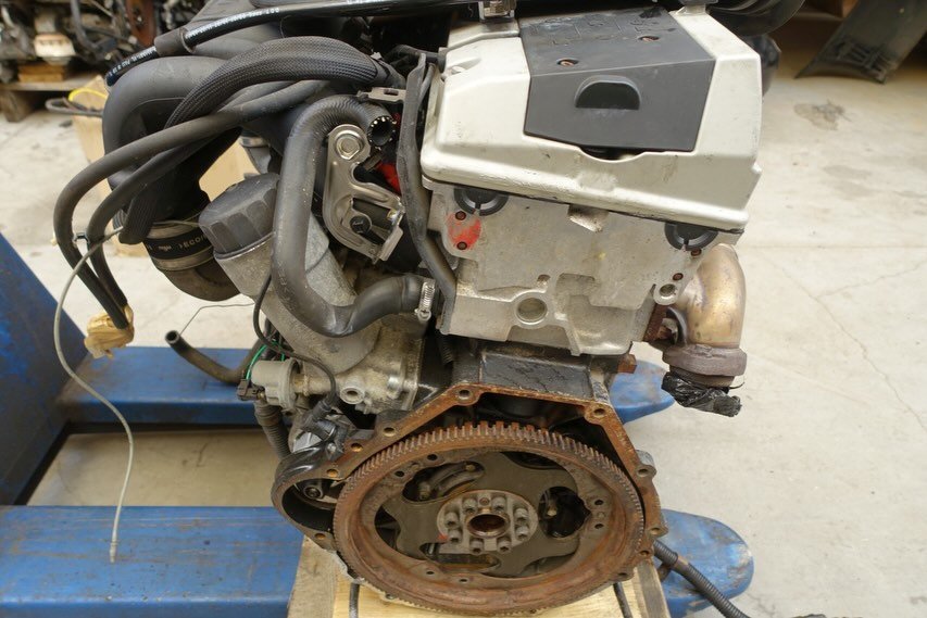 Mercedes-Benz M104 3.2L Inline-6 Engine - Image 4