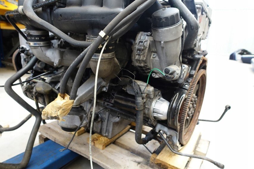 Mercedes-Benz M104 3.2L Inline-6 Engine - Image 5